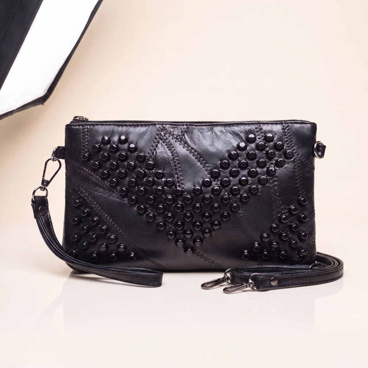 Noa Studs Tas